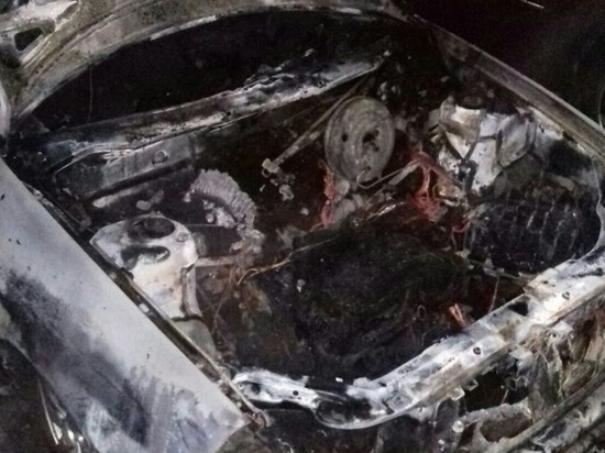 В Ивановской области в ночных пожарах сгорели большая баня и автомобиль