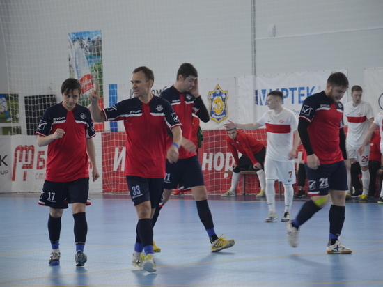 Мини-футбольный коллектив из Грозного осваивается в суперлиге