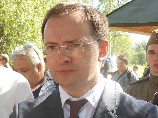 Песков рассказал, чем займется Мединский на новом посту