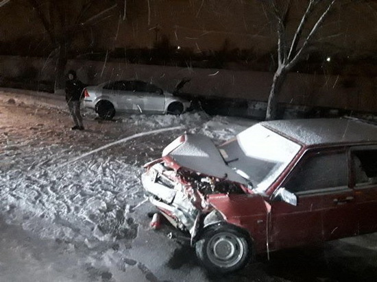 В аварии в Новотороицком районе пострадала девушка