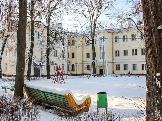 Жителям новокузнецких дворов разрешили ваять скульптуры из мусора