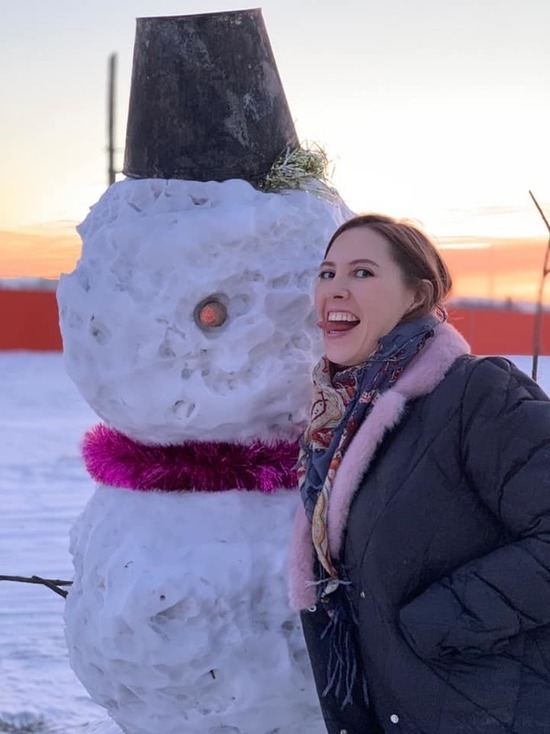 «Любовь слепа!»: Лидер «Яблока» в Бурятии собралась замуж за снеговика