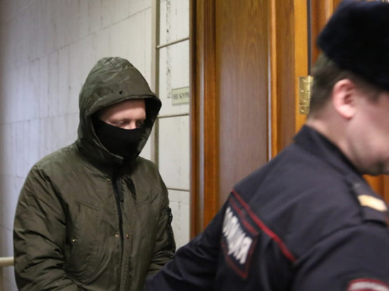 Следователь попросил арестовать Романа Феофанова до 29 марта
