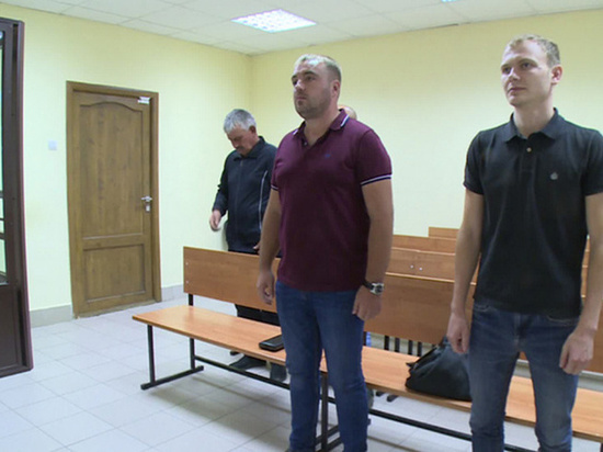 В Воронеже экс-оперов УЭБиПК МВД приговорили к трем годам поселения
