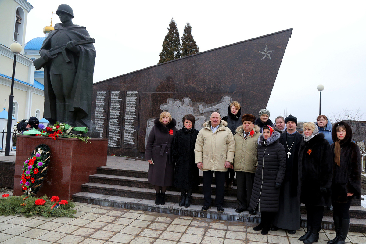 Годовщина освобождения Старооскольской Обуховки - МК Черноземье