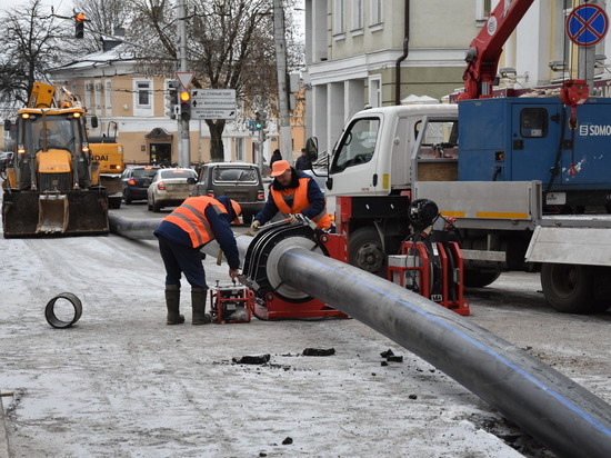 Трубопровод заменили на первом участке Московской в Калуге