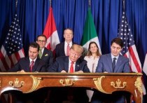 На церемонии, состоявшейся в Белом доме, президент Трамп подписал новые торговые договоры с Канадой и Мексикой