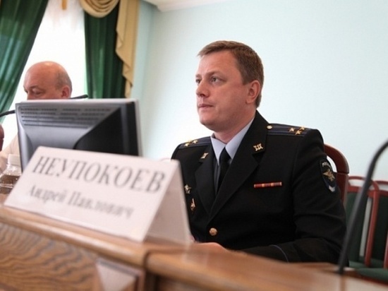 Уволенный замначальника ГУ МВД по НСО в поисках правды пришел в суд