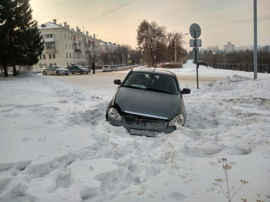 Пьяного водителя без прав в Зеленогорске арестовали на два месяца