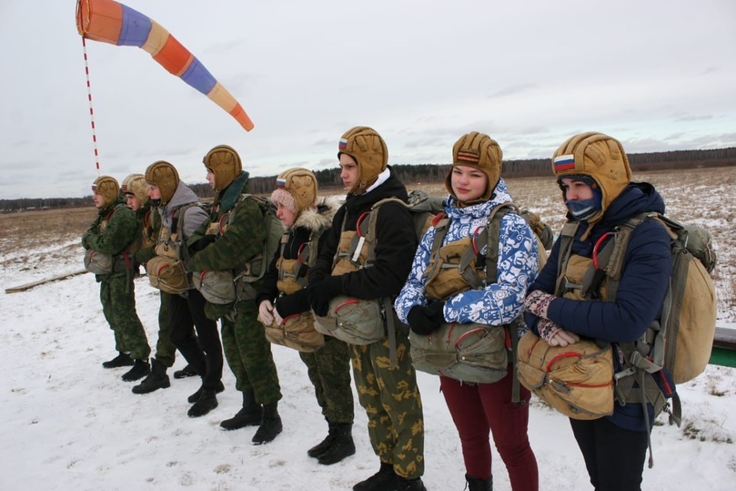 Волосово прыжки с парашютом