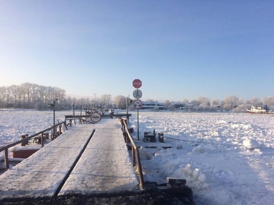 Мороз продолжает в прямом смысле наводить мосты в Архангельске