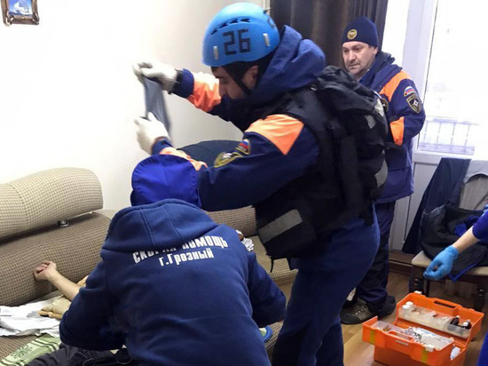 В Чечне мужчину с инсультом спасли сотрудники МЧС