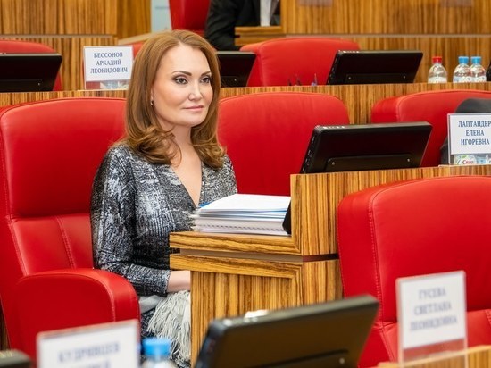 Депутат Заксобрания ЯНАО вручит 20 тыс. студенту-выпускнику
