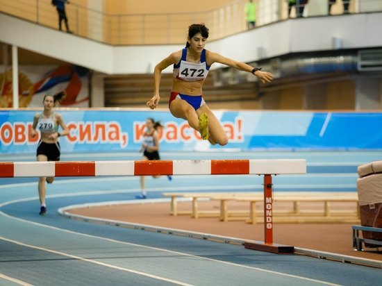 Спортсменка из Острова вошла в топ-10 сильнейших легкоатлетов России
