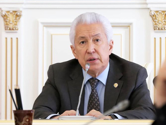Глава Дагестана призвал начальников прислушиваться к подчиненным