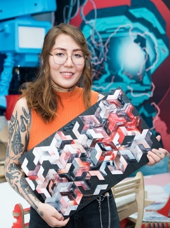 Калмычка Буляш Тодаева победила в международном конкурсе дизайна