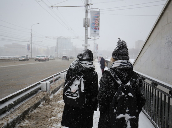 Загруженность дорог Волгограда в снегопад оценивается в 3 балла