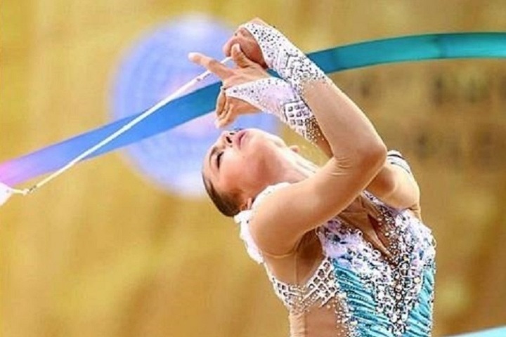 Гимнастка Солдатова заявила, что "просто порезалась"