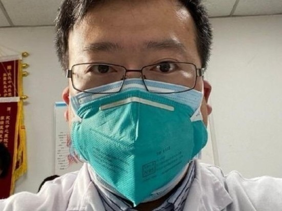 Смерть китайского врача, первым узнавшего о коронавирусе, опровергли