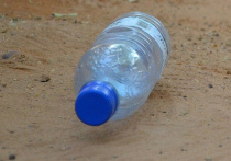 Пенсионера с пластиковой бутылкой в недрах тела спасали московские проктологи