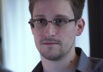 Бывший сотрудник ЦРУ и АНБ США Эдвард Сноуден планирует продлить вид на жительство в России