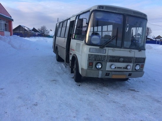 Пятилетнего ребенка в Удмуртии зажало автобусными дверьми
