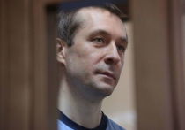 Виновной в фальсификации доказательств признал суд Анастасию Пестрикову, гражданскую жену экс-полковника Дмитрия Захарченко