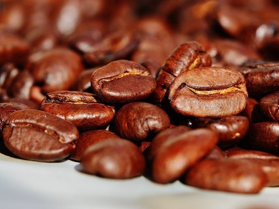 Врачи сообщили, как кофе влияет на кишечник