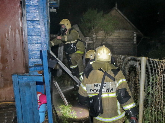 В Дорогобужском районе горела квартира в четырехквартирном доме