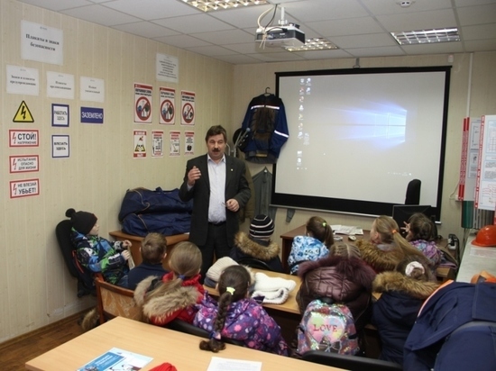 Ярославские энергетики рассказали школьникам о своей работе