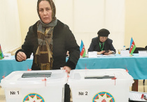 Азербайджан подводит итоги досрочных парламентских выборов, декларированная цель которых — обновление органов власти