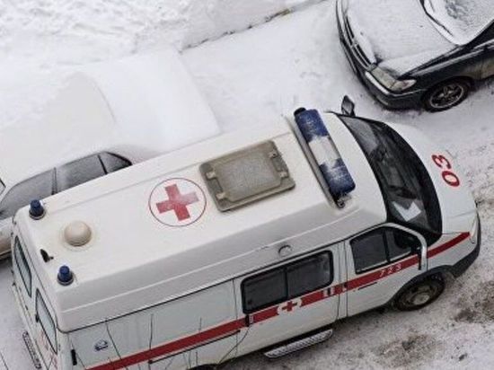 В Челябинске госпитализирована четырехлетняя девочка, выпавшая из окна шестого этажа