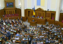 Народный депутат Украины Александр Дубинский, представляющий в парламенте пропрезидентскую партию "Слуга народа", заявил о том, что в стране гибнет промышленность