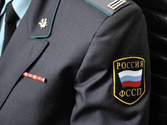 В Башкирии приставы взыскивают долги одного человека с доходов другого