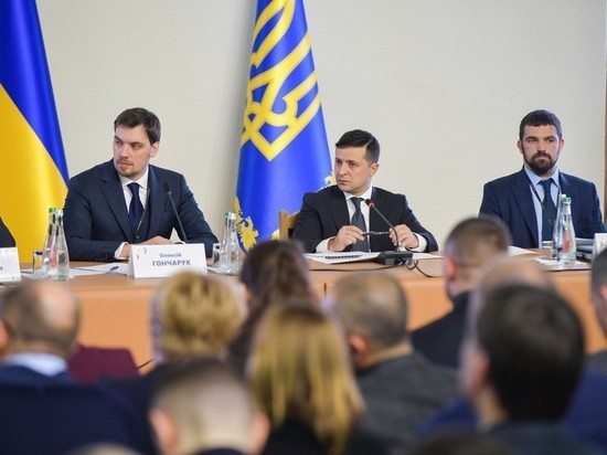 «Теперь каждый сам за себя», - заявил экс-глава офиса президента Украины