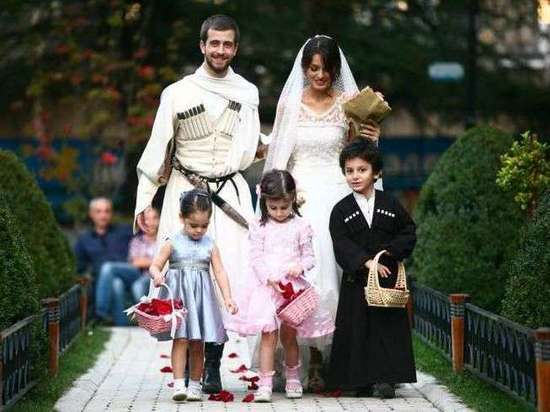 Махачкала возглавила свадебный рейтинг России