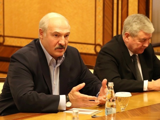 Белорусский лидер отказался каждый год «стоять на коленях» перед Москвой