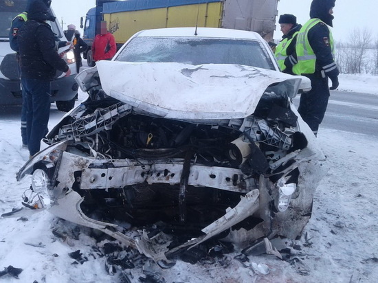 Подробности аварии в Оренбургской области с тремя машинами
