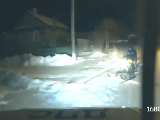 Погоня в Судиславле: костромские полицейские ловили снегоход