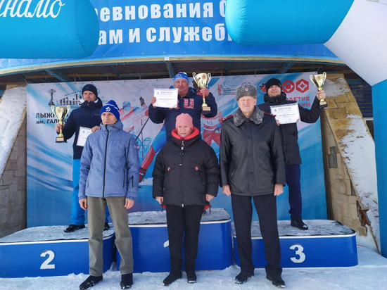Бронзовую медаль завоевали ивановские лыжники в Ижевске