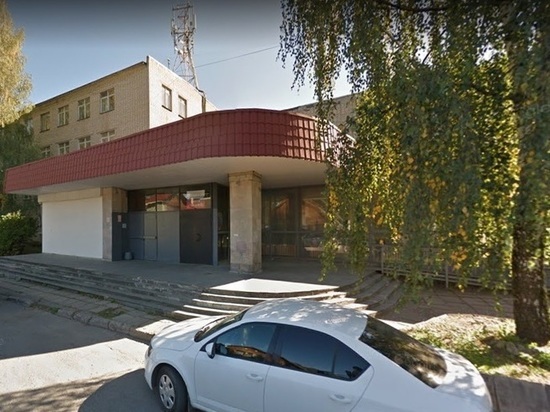 Прокуратура добилась ремонта Псковского областного колледжа искусств