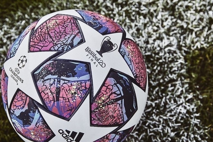 УЕФА представил новый мяч финала Лиги чемпионов