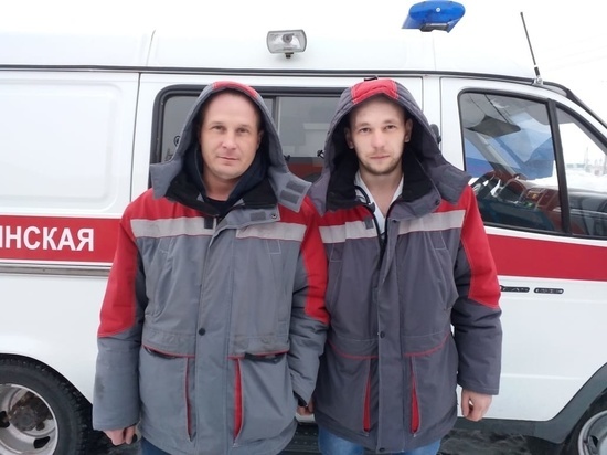 Сотрудники «скорой», первыми прибывшие на пожар в НСО, спасли людей