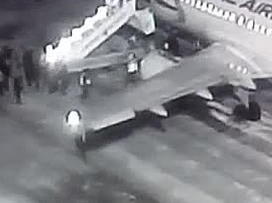 Найден виновный в обрушении трапа в барнаульском аэропорту