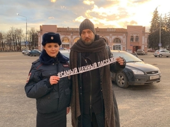 Устюгов и Калюжный в Серпухове присоединились к акции по дорожной безопасности