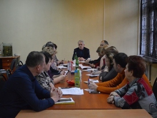 Председатели серпуховских уличкомов встретились с властью
