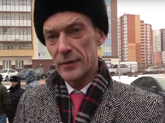 Сбившего журналиста помощника Анатолия Быкова отправили в ИВС