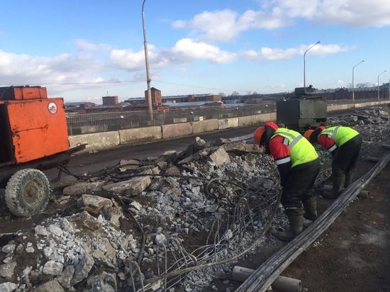 Администрация Костромы: ремонт моста через реку Кострому идет точно по графику