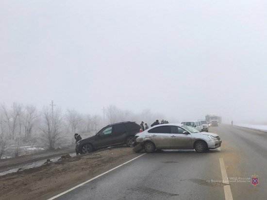   На автодороге Волгоград-Каменск в массовой аварии пострадала женщина