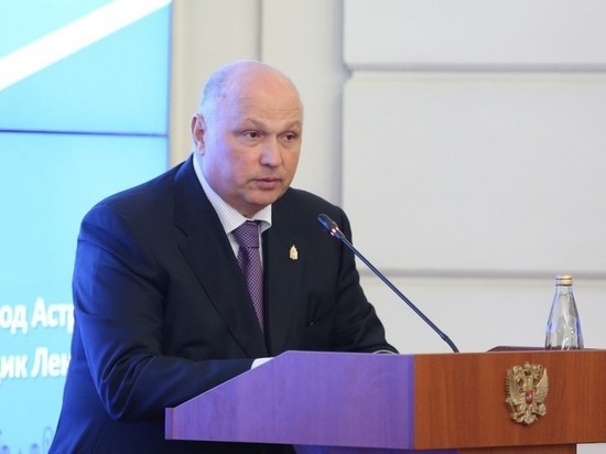 Астраханский губернатор поблагодарил Радика Харисова за работу
